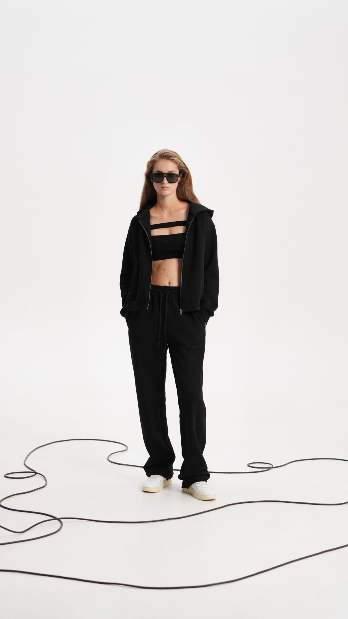 Voluminous zip-up hoodie