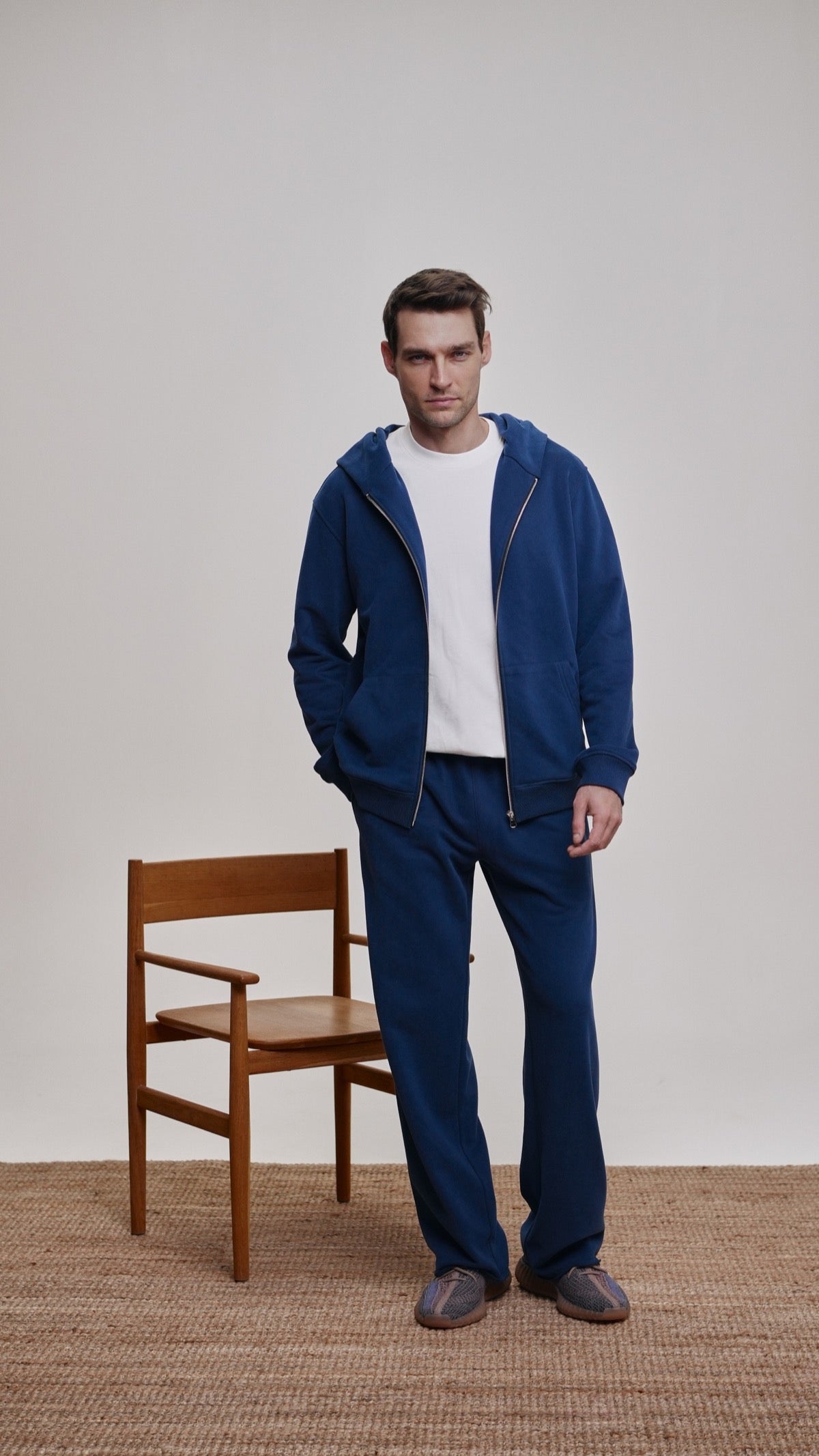 Straight-cut sweatpants