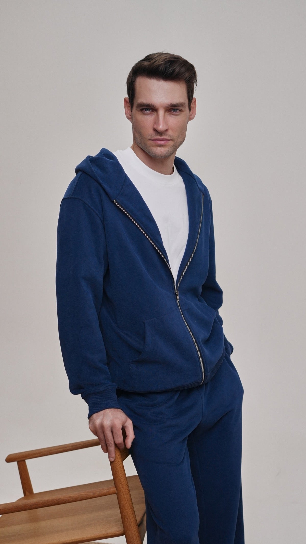 Straight-cut sweatpants