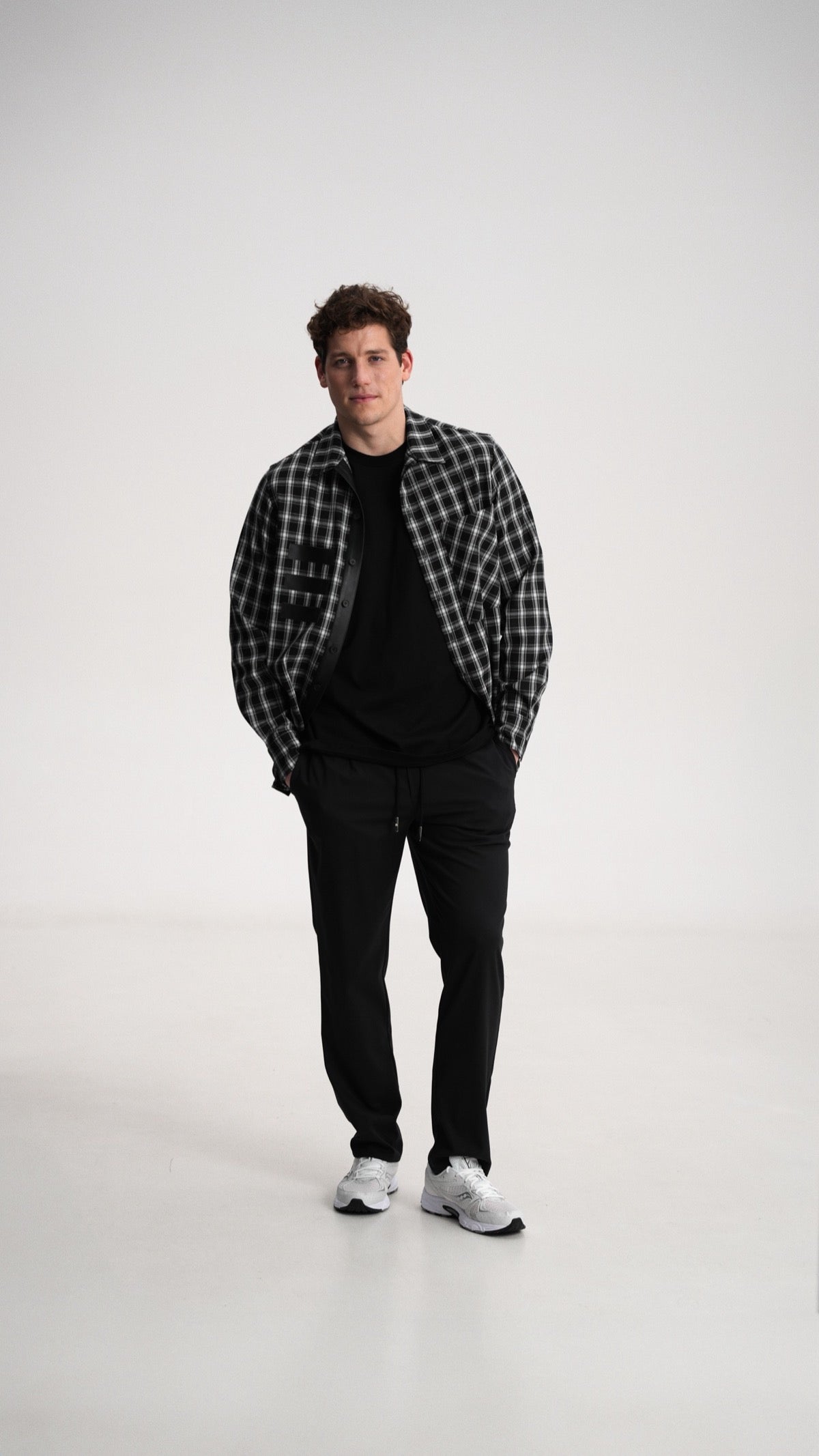 Straight-cut wool trousers