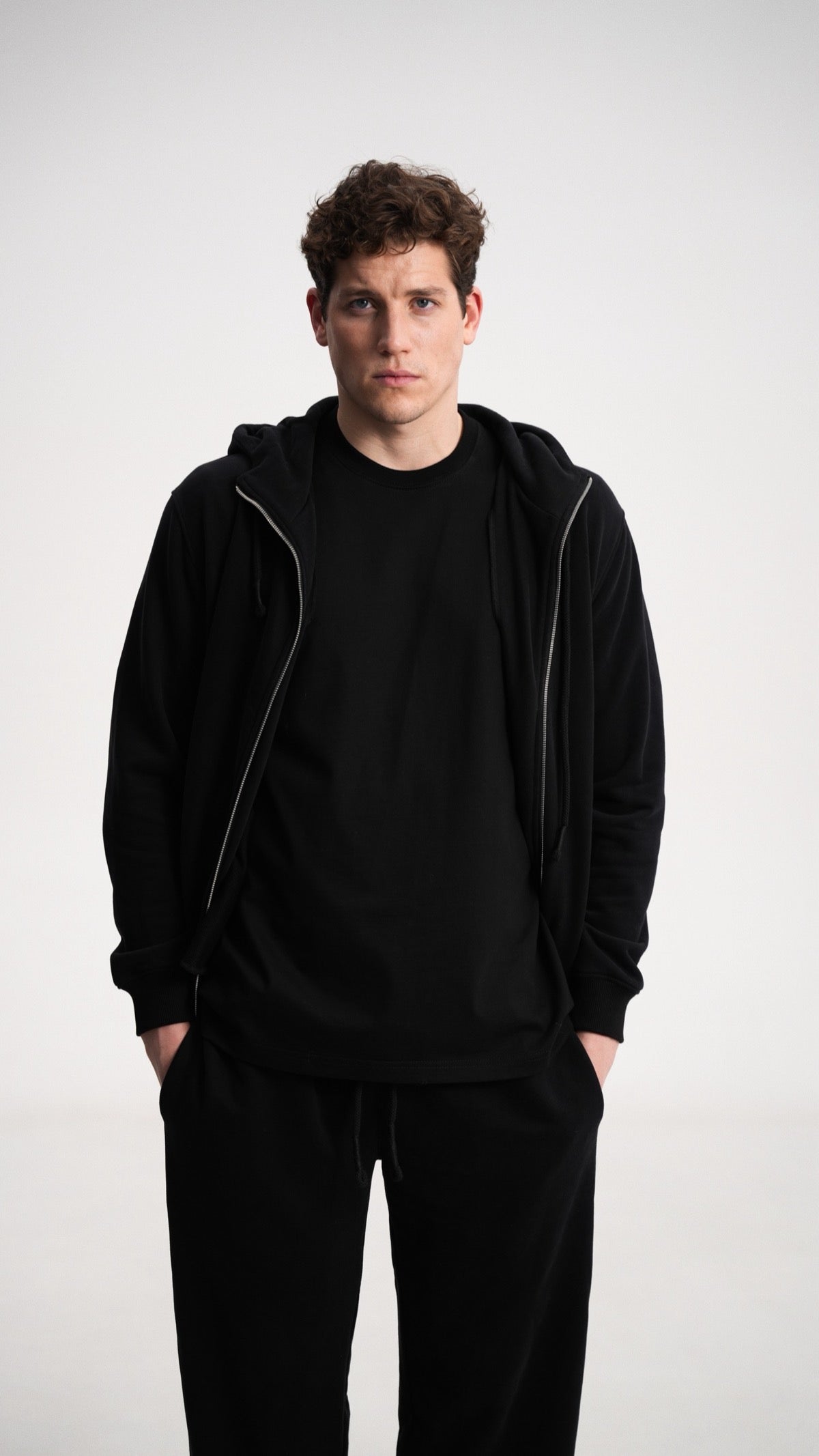 MEN'S HOODIES