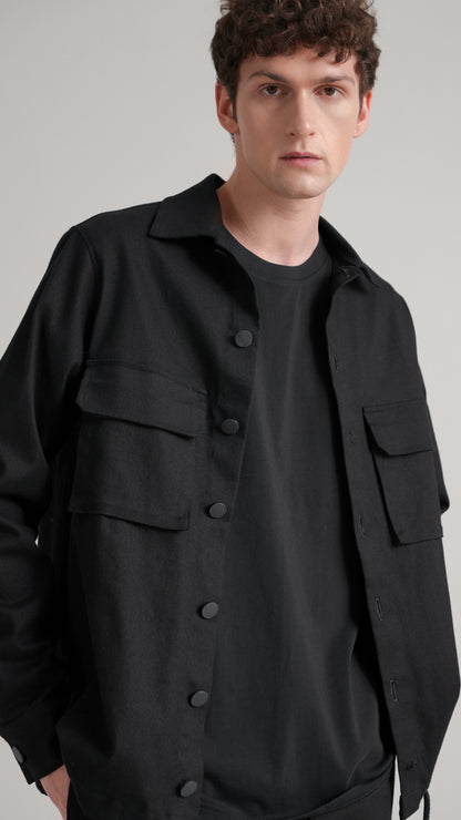 Loose-fitting shirt