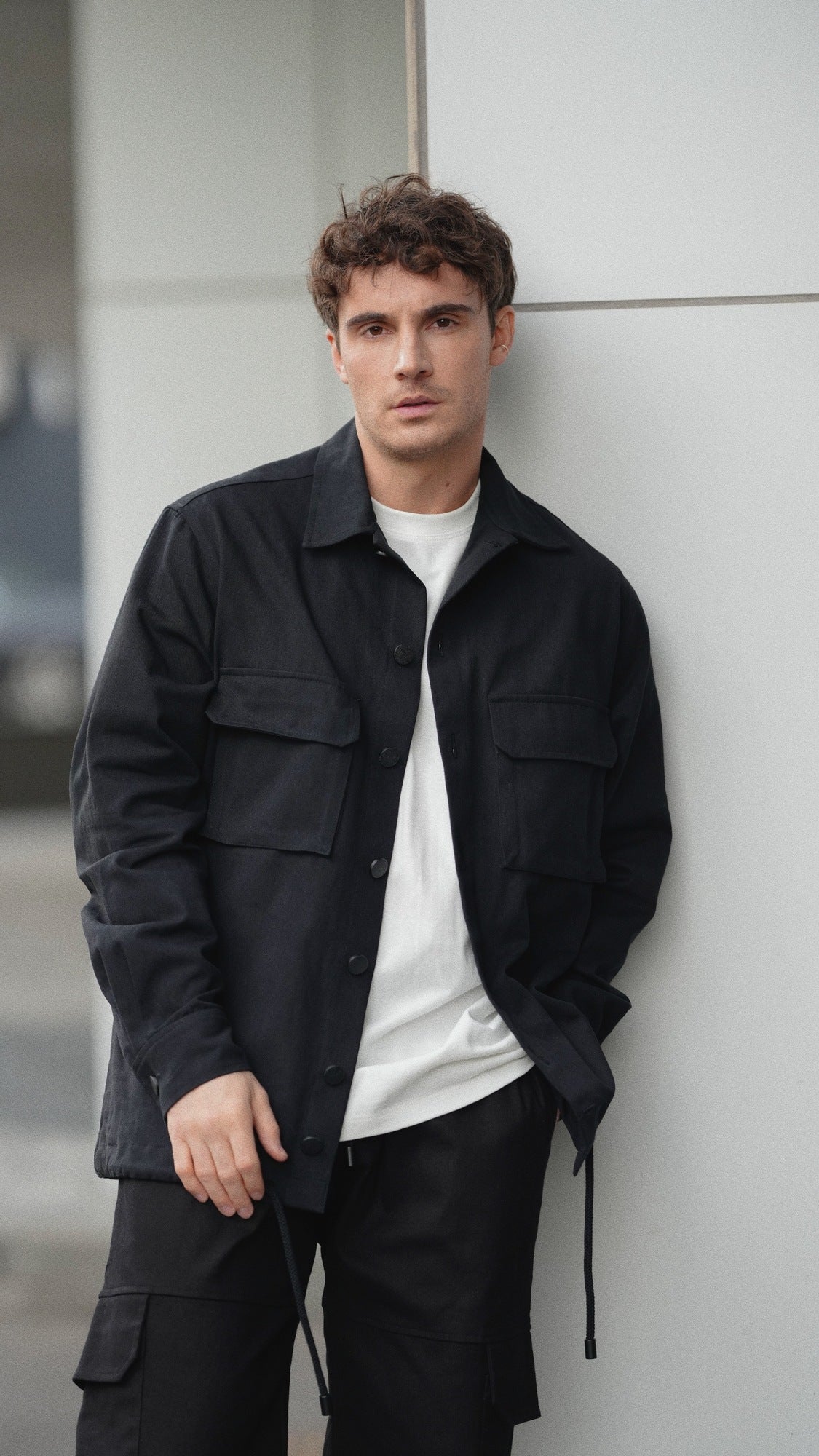 Loose-fitting shirt