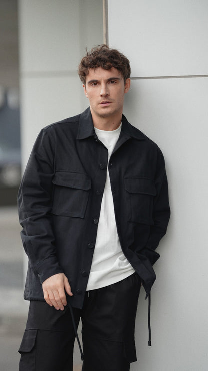 Loose-fitting shirt