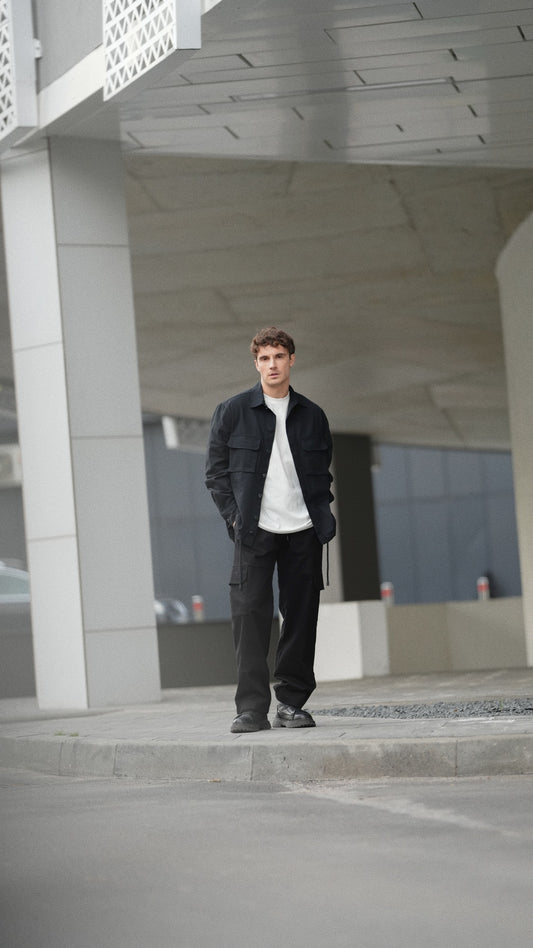 Pants with side pockets