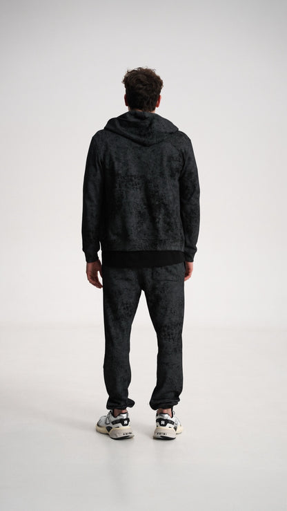 Classic straight-cut pants with vintage elements