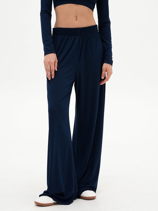 Dark blue loose-fitting pants